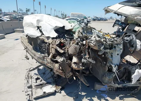 2016 Subaru Outback 2.5I Limited из США, поврежденный, VIN 4S4BSANC1G3229352